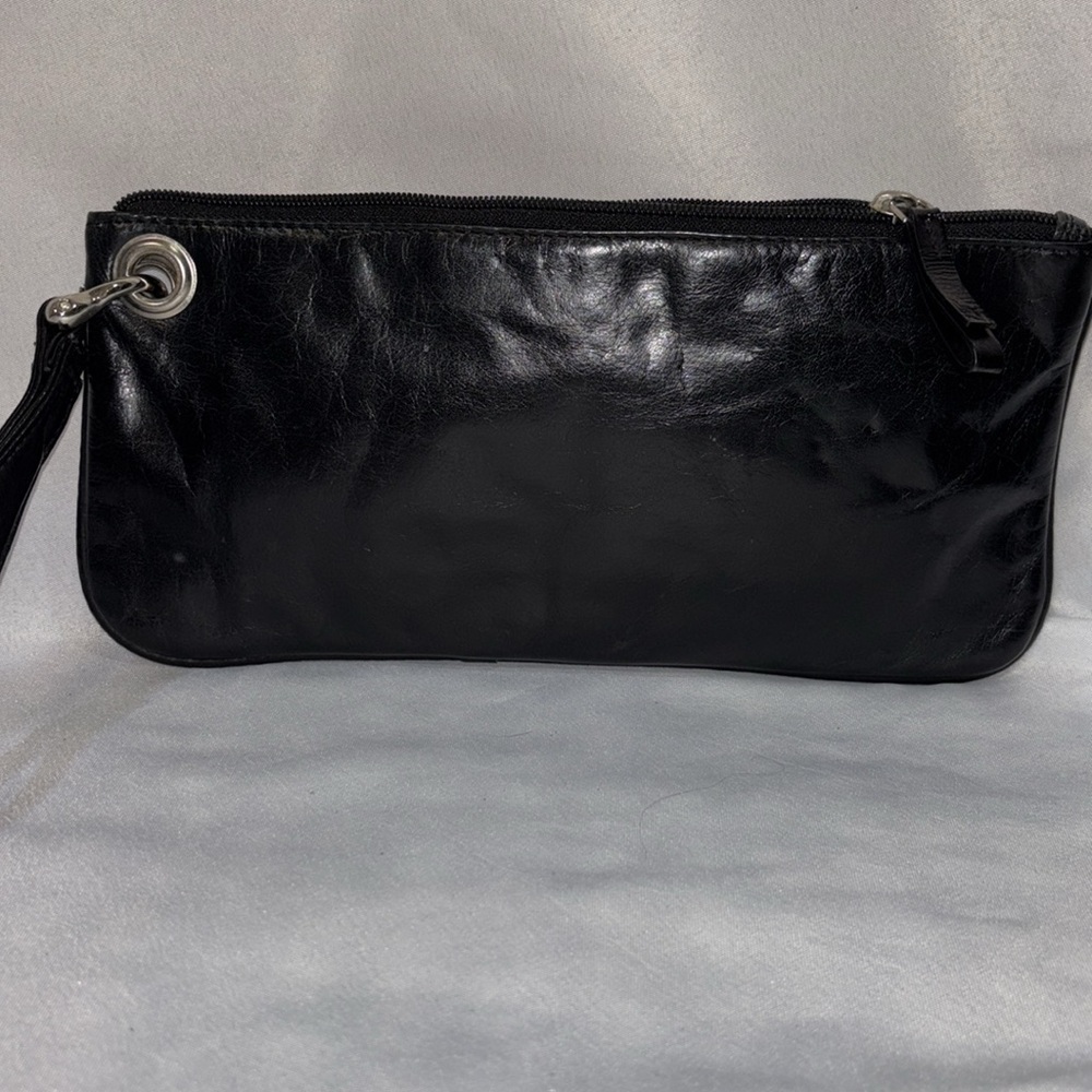 Sophia Visconti Black Distressed Genuine Leather Wristlet Clutch Wallet Purse